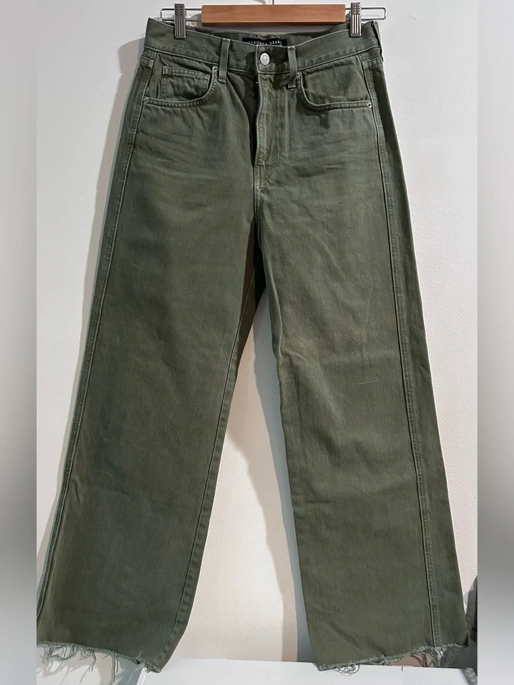 Veronica Beard Taylor Relaxed Wide Leg High Rise Jeans Clover Green 28